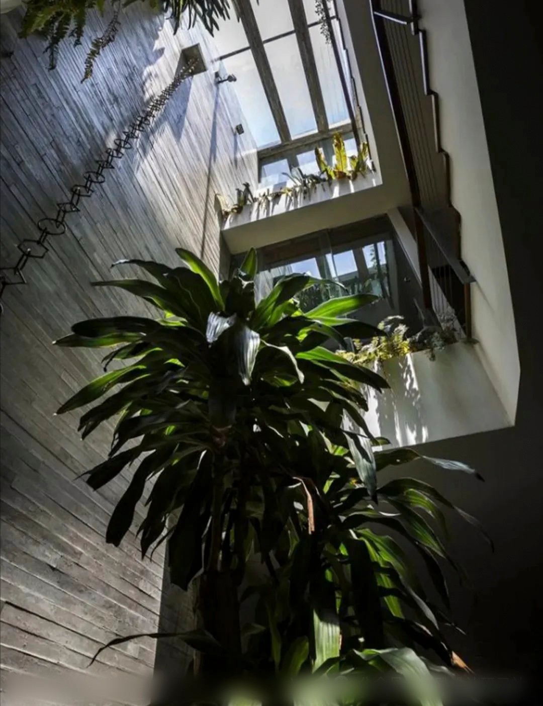 KAIHN铠瀚|定制设计|北欧家具|美式家具|现代家具|新中式家具|家居家具|商业道具|实木家具|展示展柜|布艺沙发|实木椅子|实木桌子|实木茶几|实木床|实木衣柜|工程单家具|一件代发|厂家直销